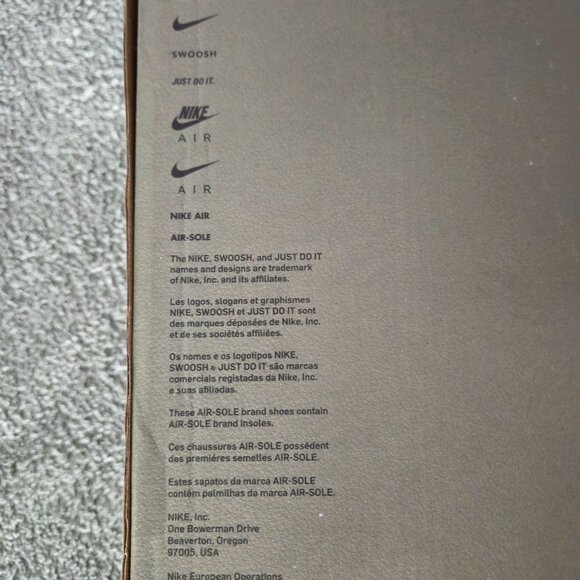 Lebron 18 Lakers colorway Basketball shoes mens size 9.5 LIKE NEW CONDITION - Picture 13 of 13